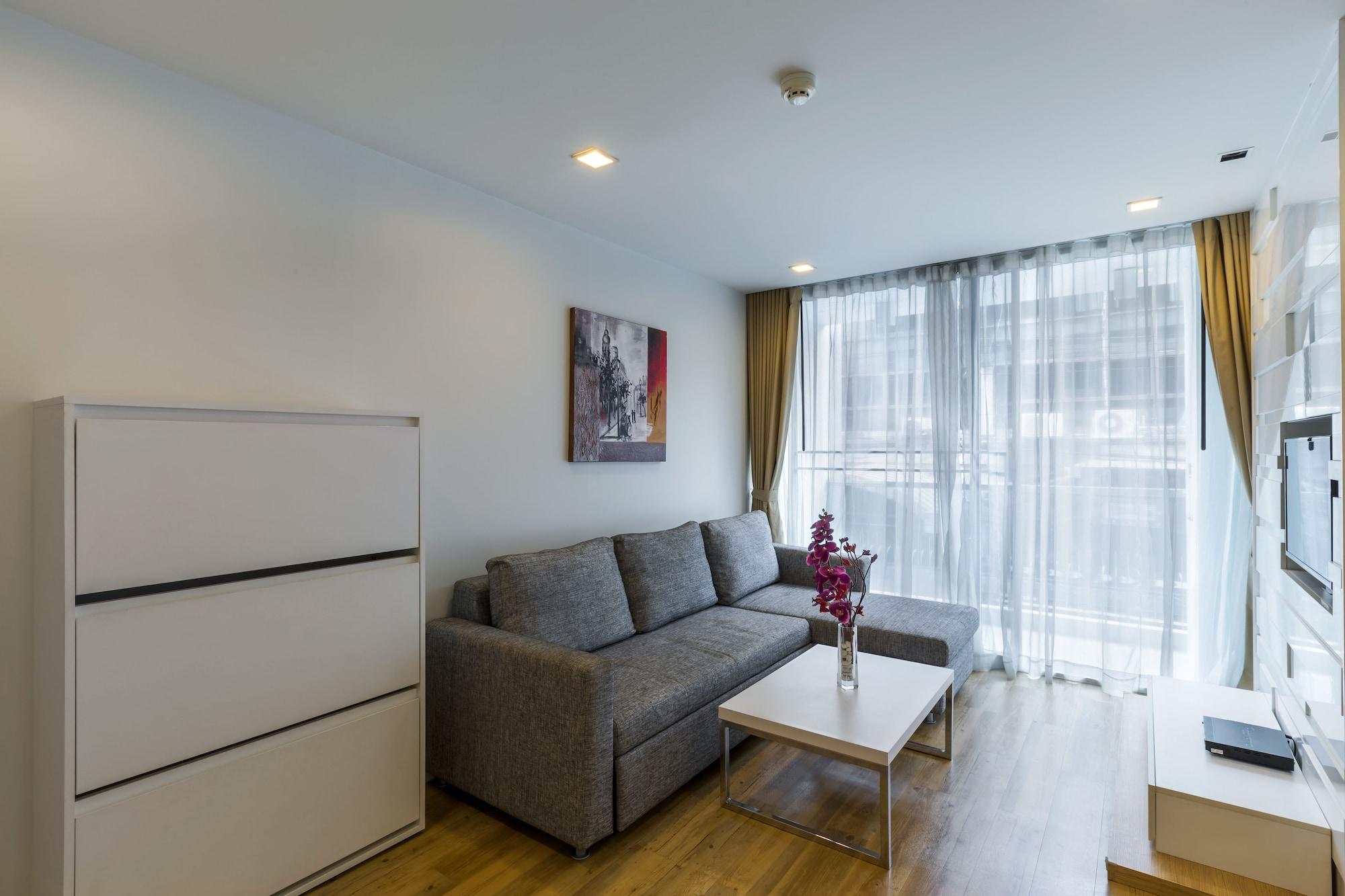United Residence Ekamai Бангкок Екстер'єр фото